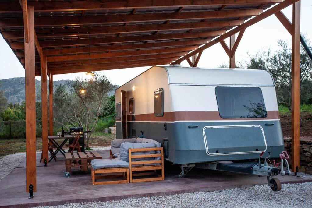 Onar Camper Βίλα Ligidhes Εξωτερικό φωτογραφία
